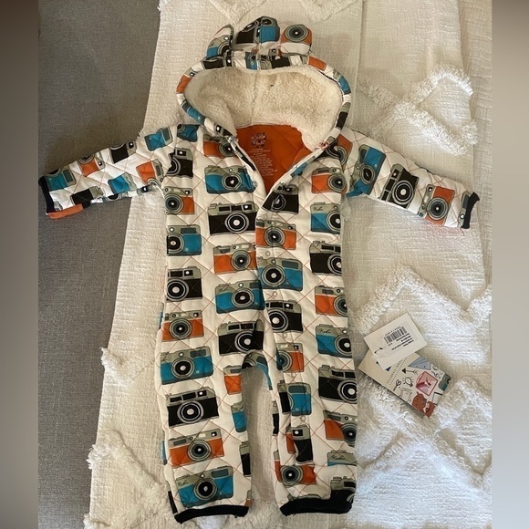 𝅺KICKEE Pants Camera Print Quilted Hoodie Coverall Moms Camera 6-12M